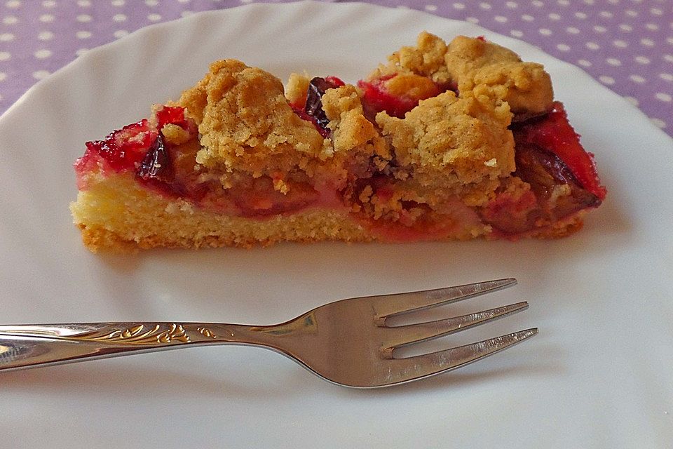 Hildes Zwetschgenkuchen mit Zimtstreuseln