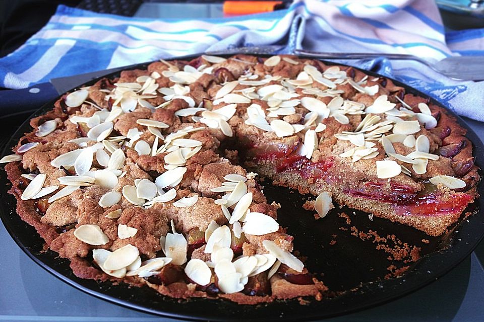 Hildes Zwetschgenkuchen mit Zimtstreuseln