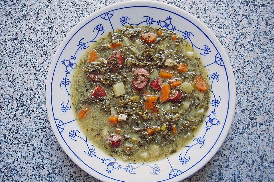 Schnelle Grünkohlsuppe mit Senf