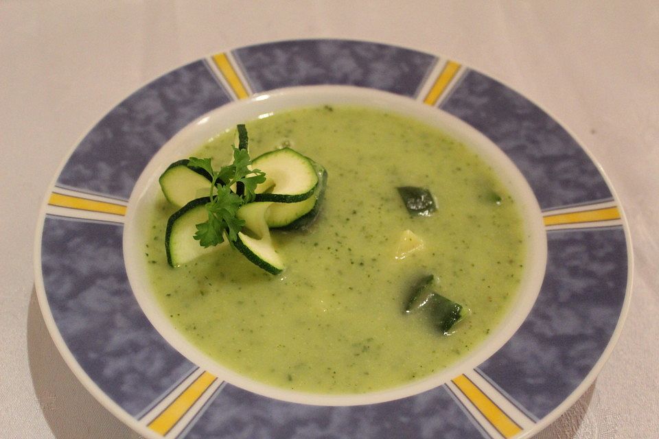 Zucchini-Cremesuppe