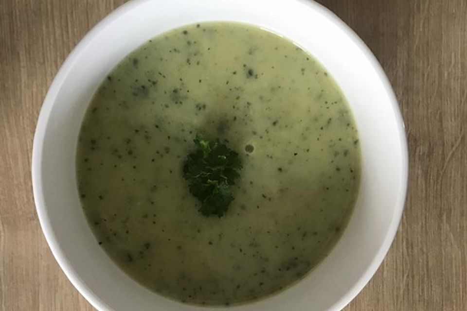 Zucchini-Cremesuppe