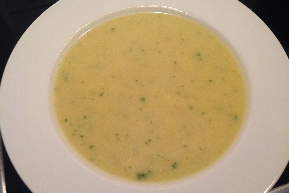 Zucchini-Cremesuppe