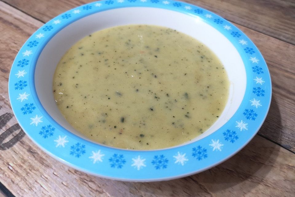 Zucchini-Cremesuppe