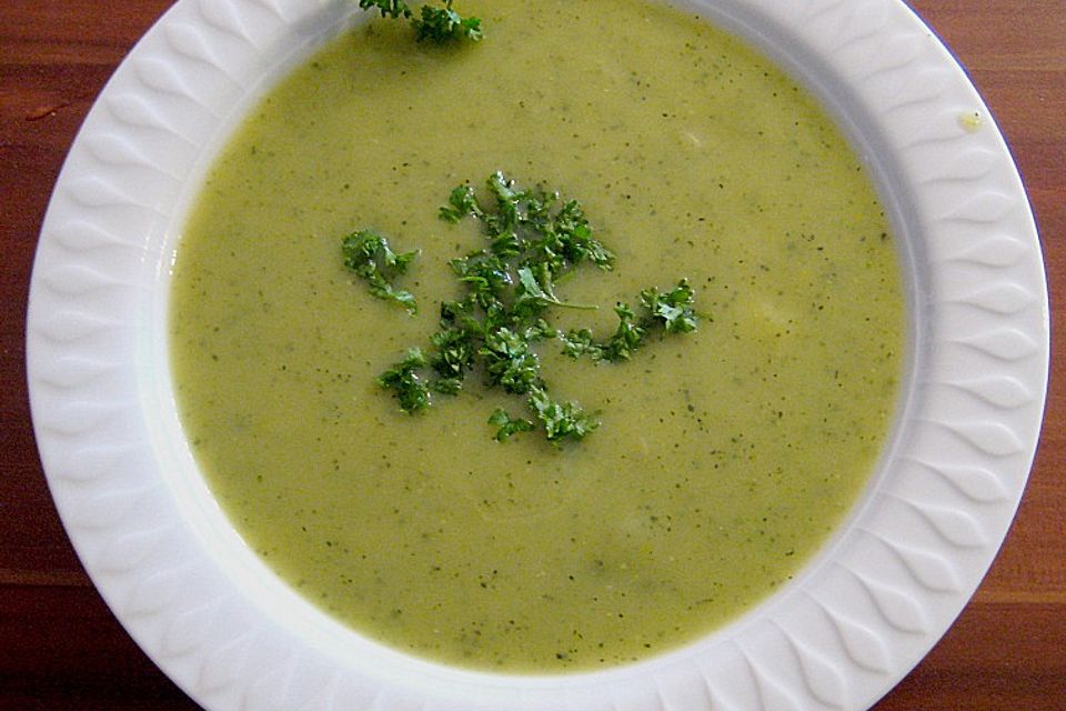 Zucchini-Cremesuppe