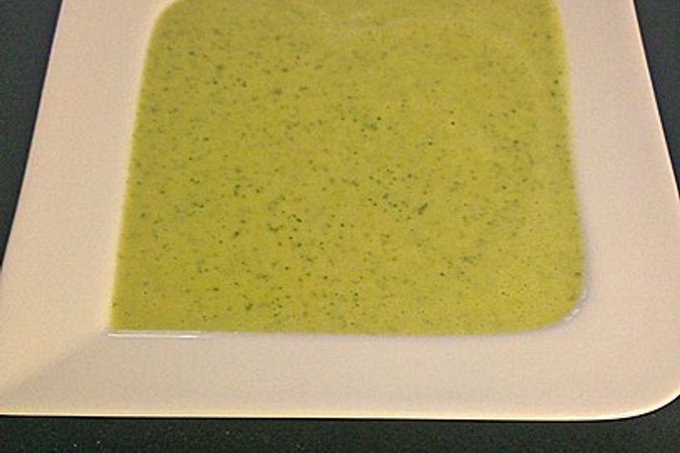 Zucchini-Cremesuppe