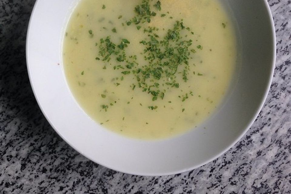 Zucchini-Cremesuppe