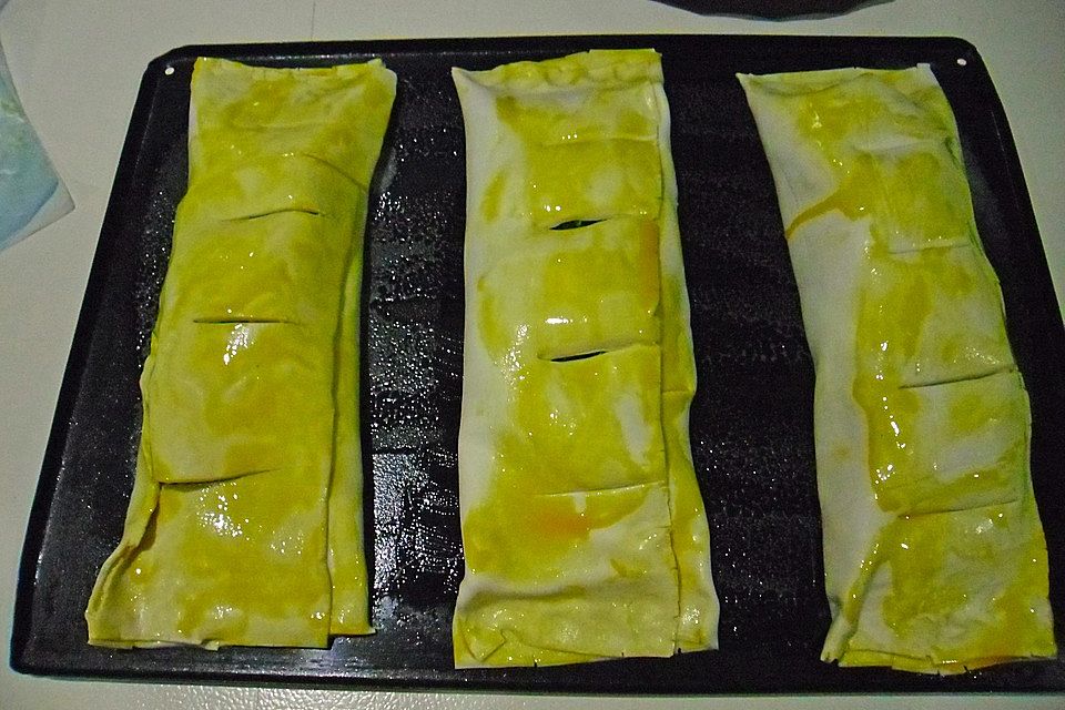 Spinat - Feta Strudel