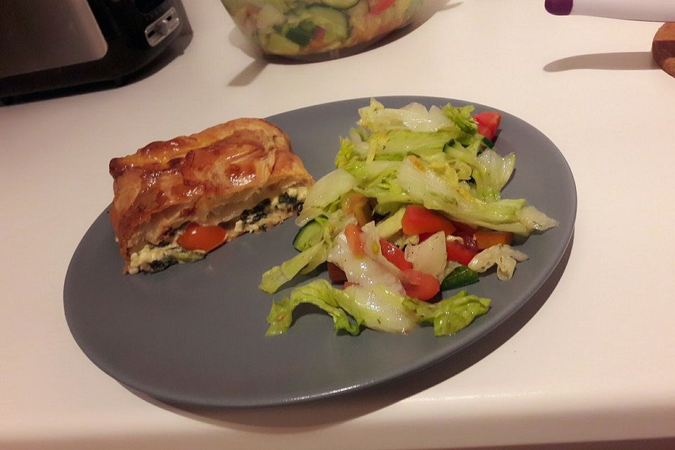 Spinat - Feta Strudel