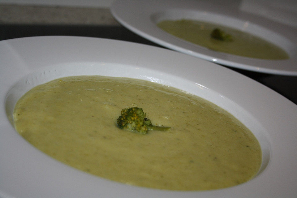 Brokkoli - Frischkäse - Suppe