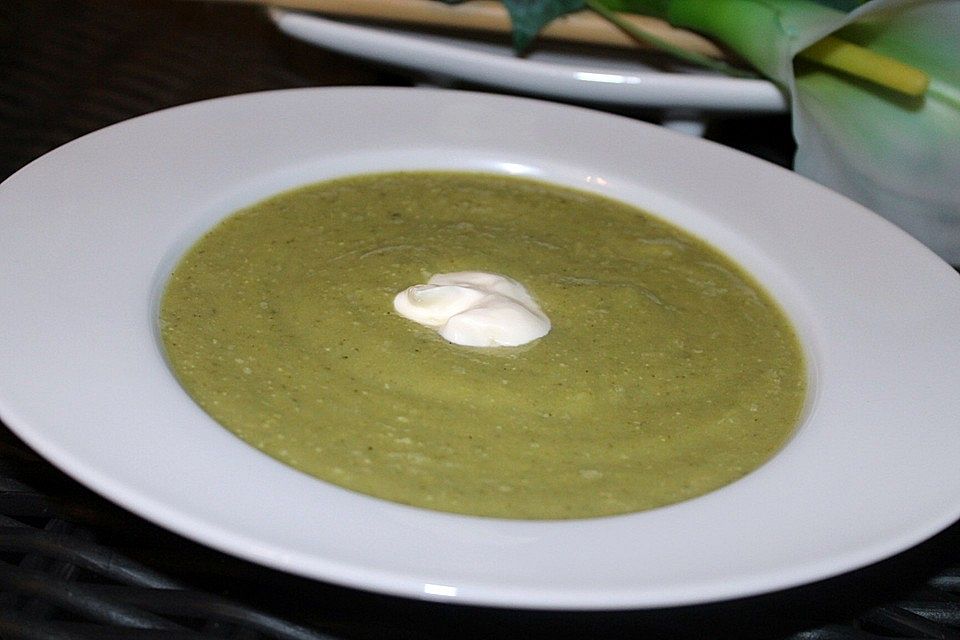 Brokkoli - Frischkäse - Suppe