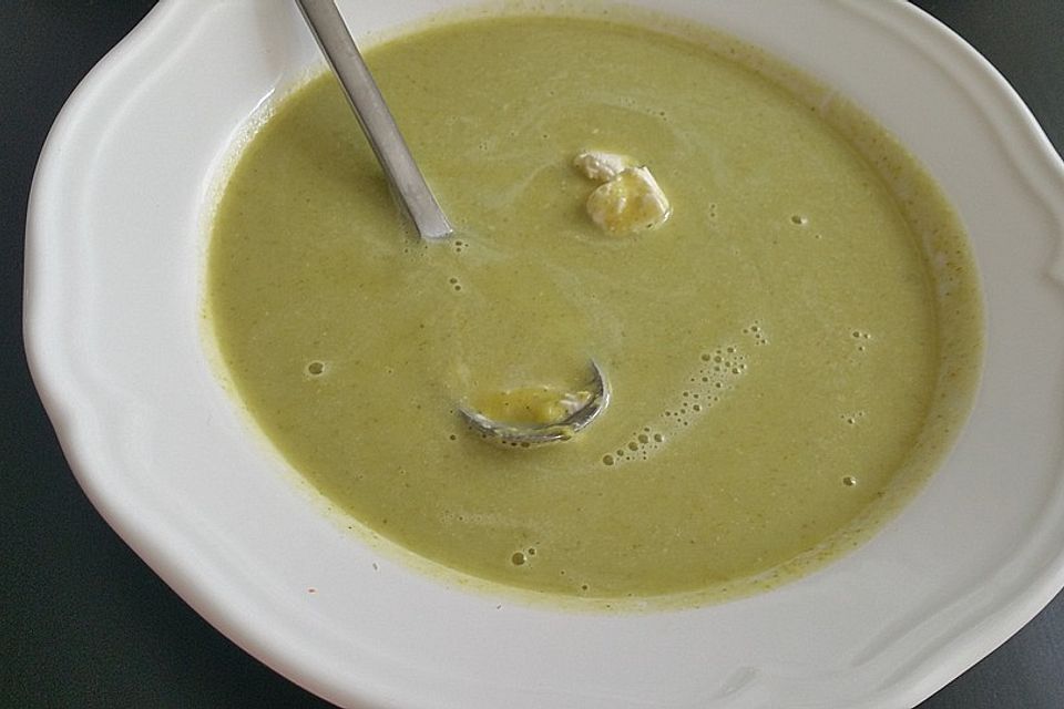 Brokkoli - Frischkäse - Suppe