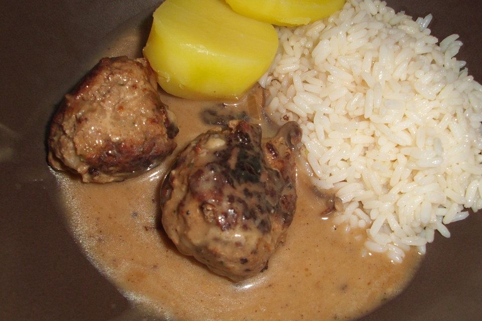 Köttbullar