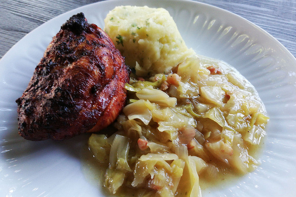 Schweinshaxn mit bayrisch Kraut