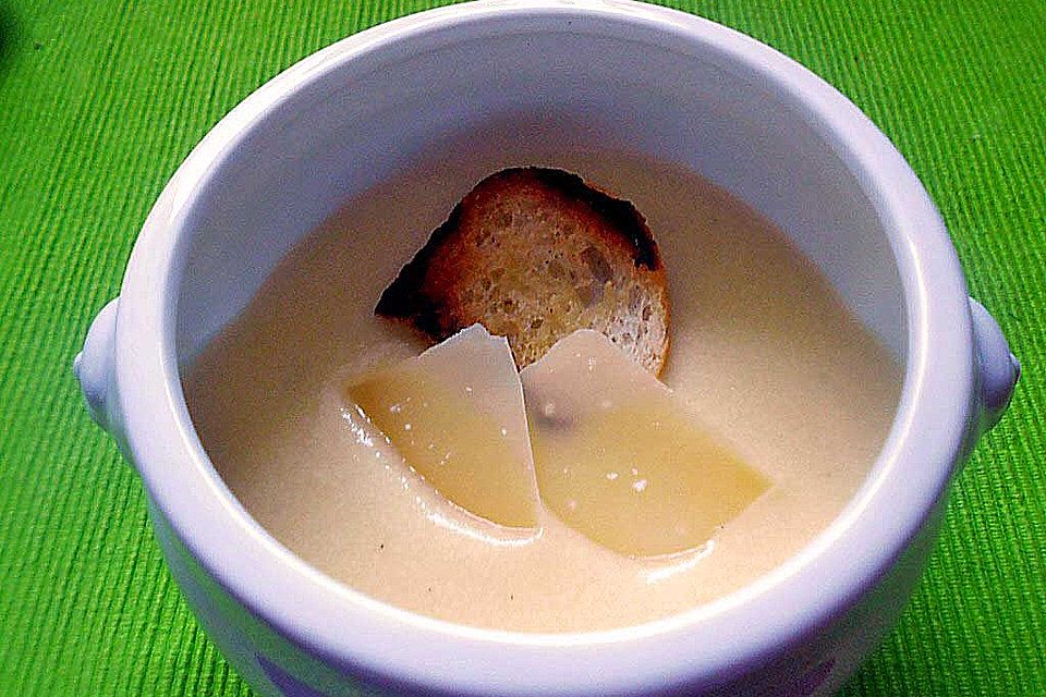 Parmesansuppe