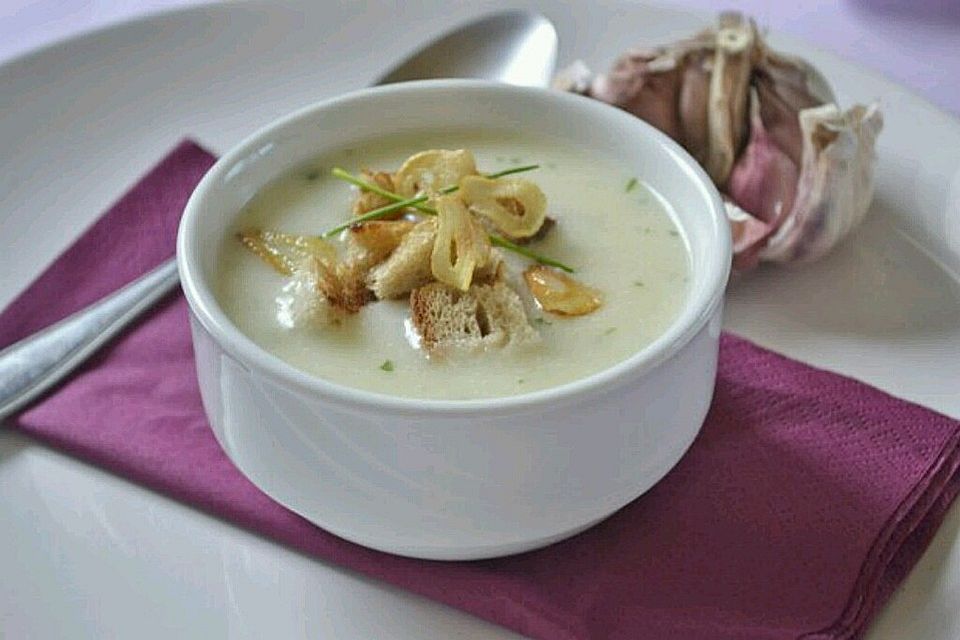 Knoblauch - Creme - Suppe