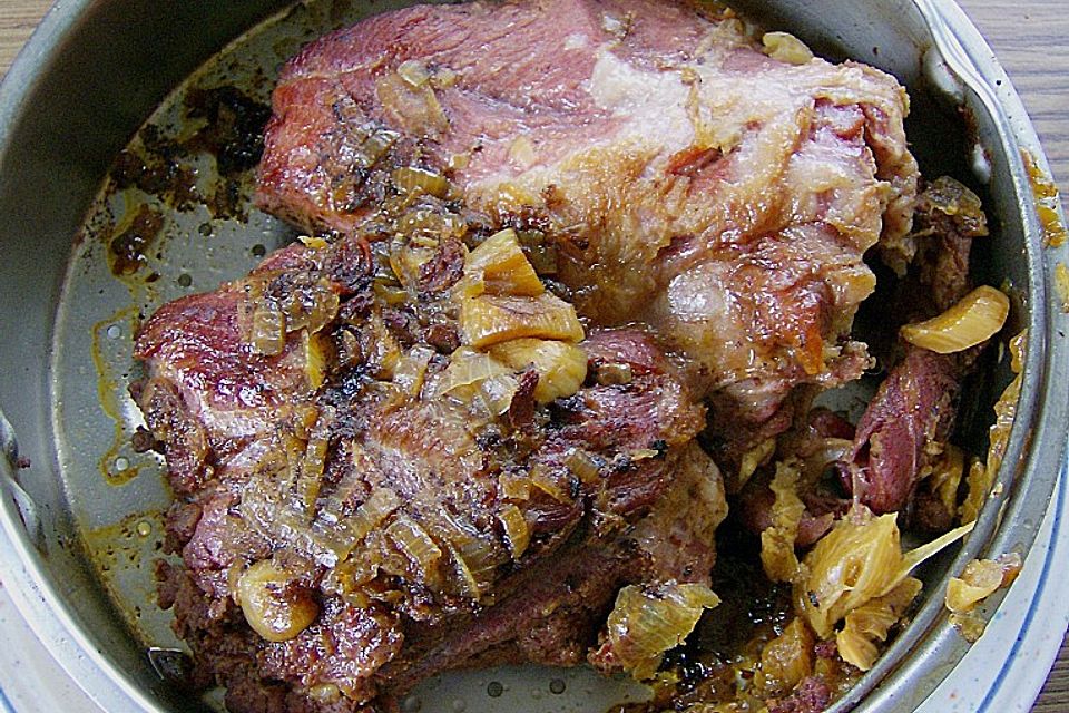 Wildschweinbraten, gepökelt