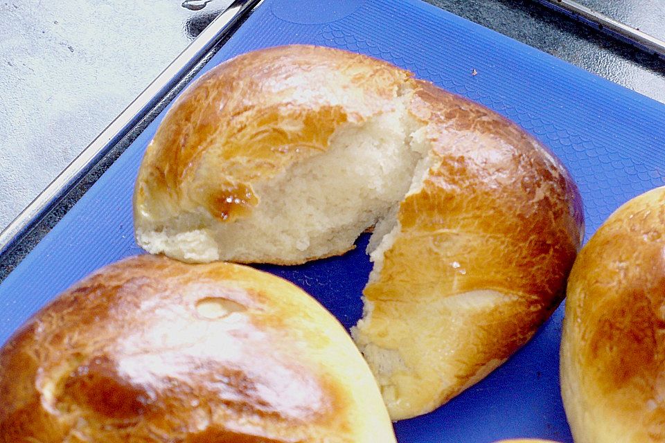 Rosinenbrötchen