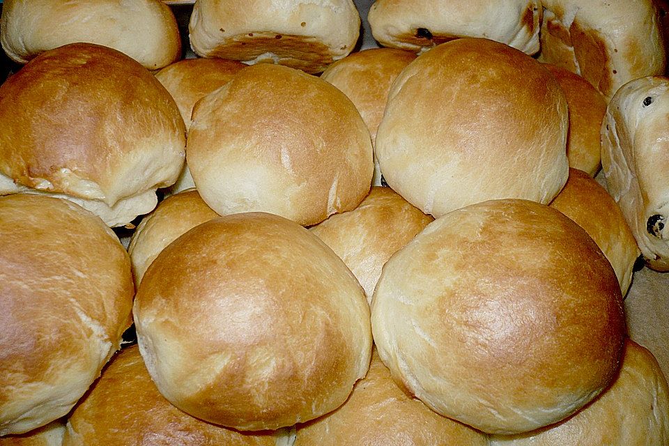 Rosinenbrötchen