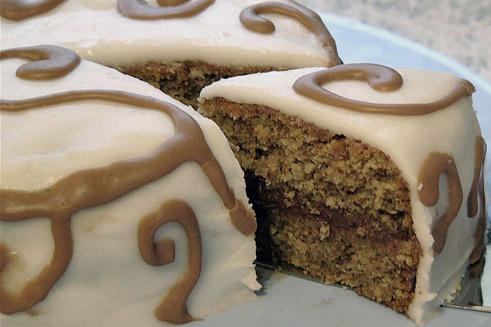 Maple Walnut Cake