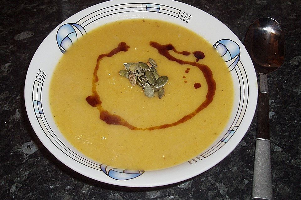 Kürbis - Apfel - Suppe