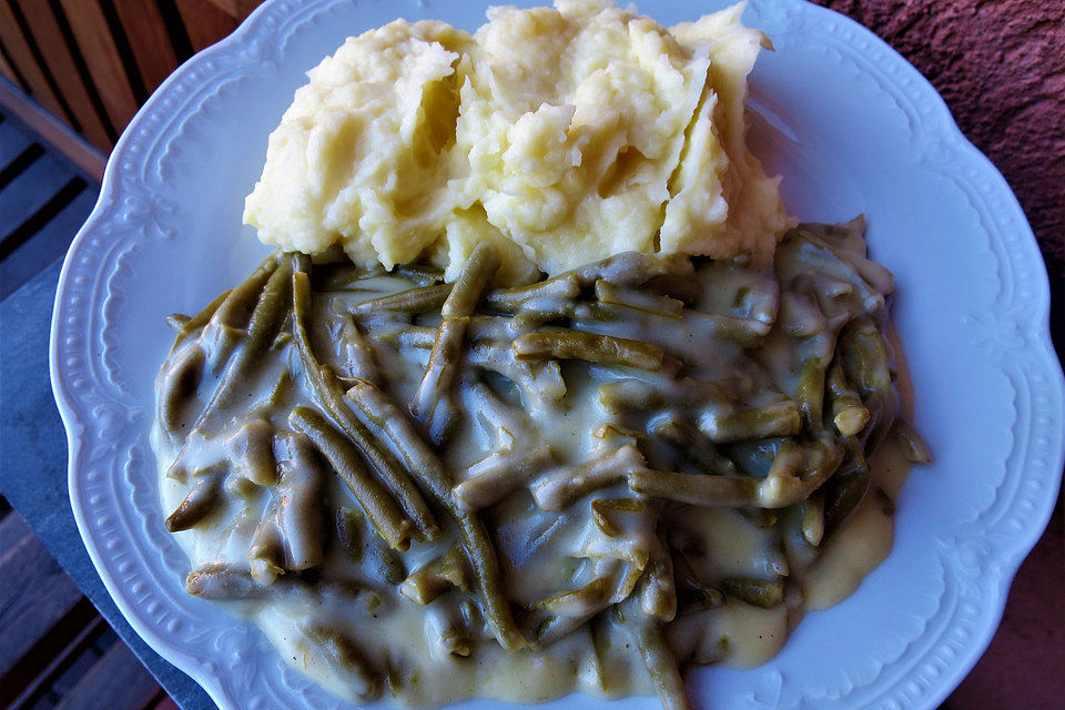 Bohnen in weißer Sauce