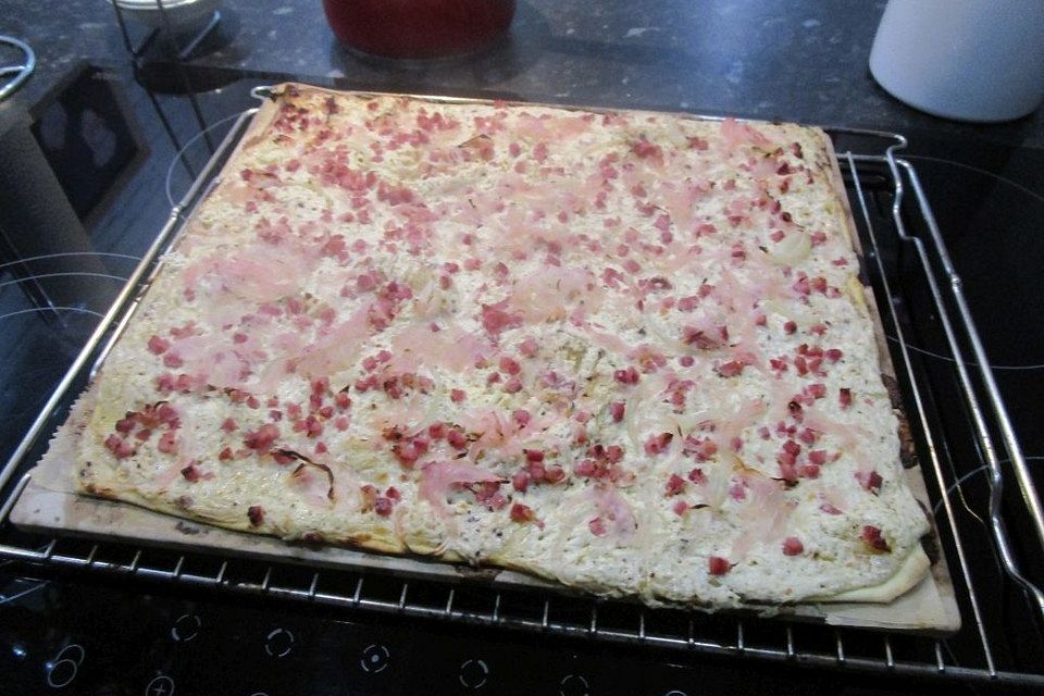 Schwäbische Pizza