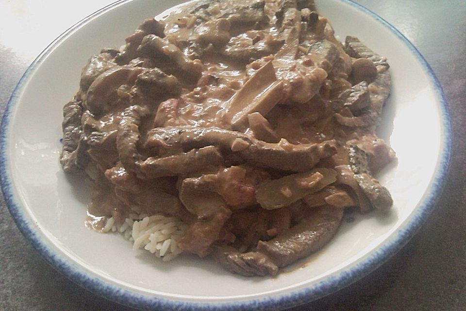 Boeuf Stroganoff