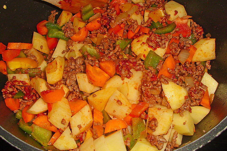 Bauerntopf mit Hackfleisch