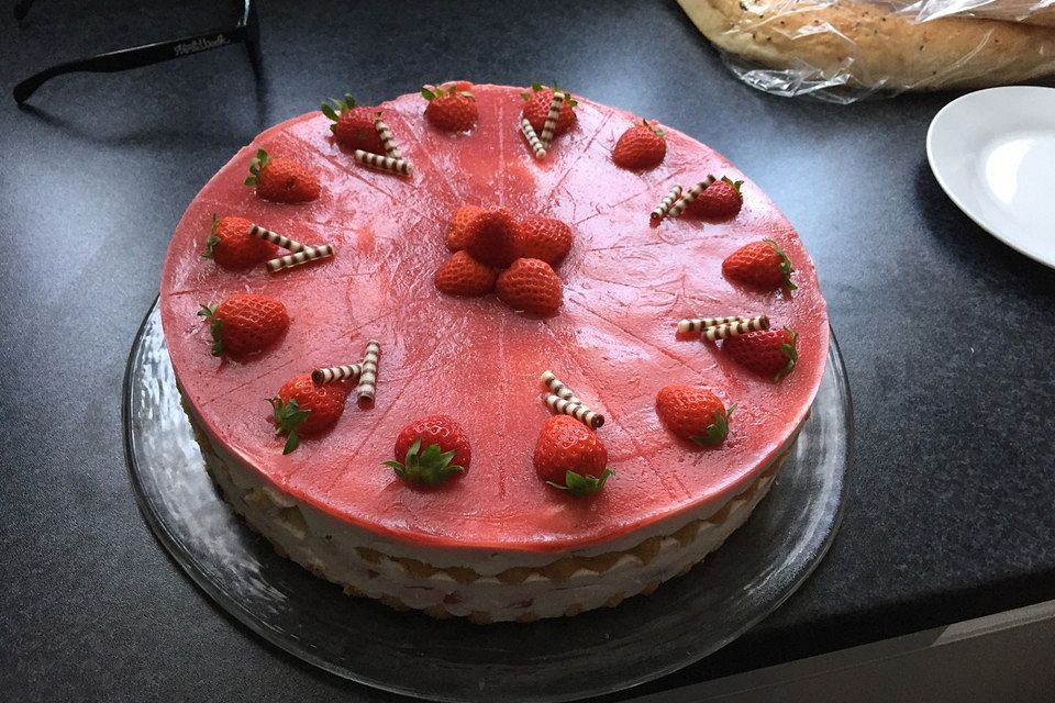 Erdbeer - Limetten - Torte