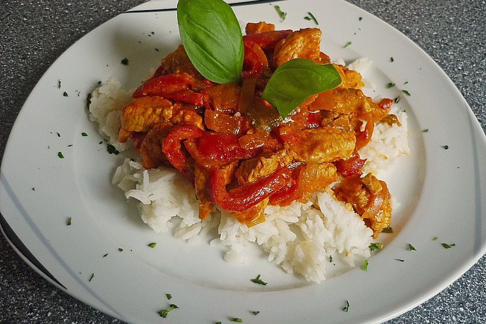 Putengeschnetzeltes mit Paprika