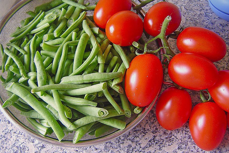 Grüne Bohnen mit Tomaten