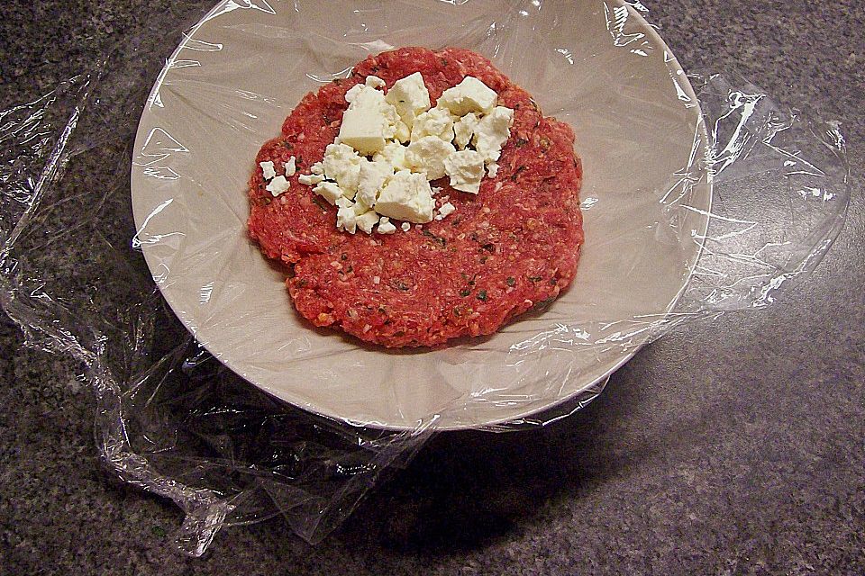 Beefsteaks mit Schafskäse