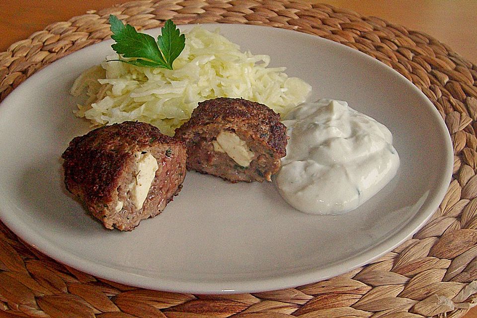 Beefsteaks mit Schafskäse