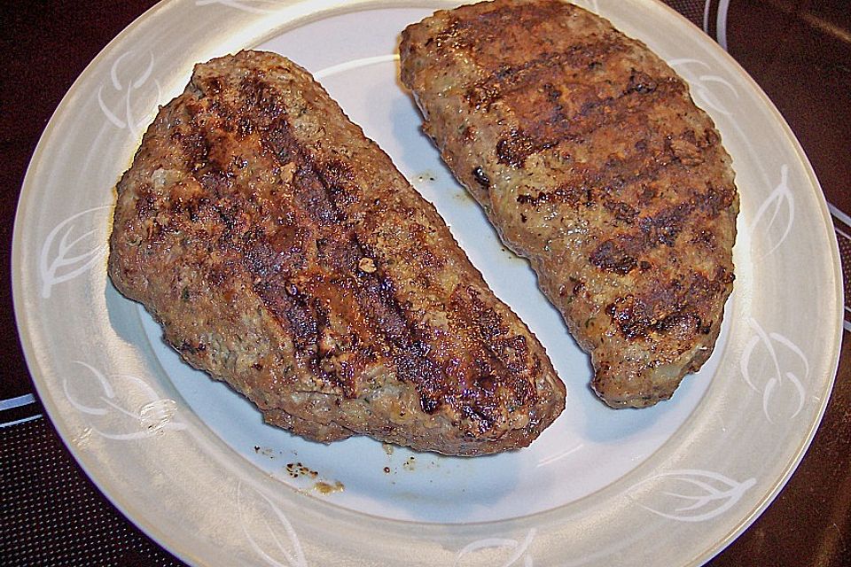 Beefsteaks mit Schafskäse