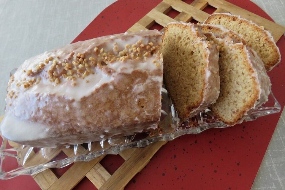 Französischer Joghurt - Nusskuchen