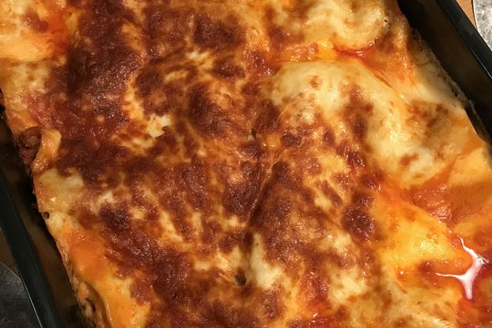 Leichte Lasagne Bologneser Art