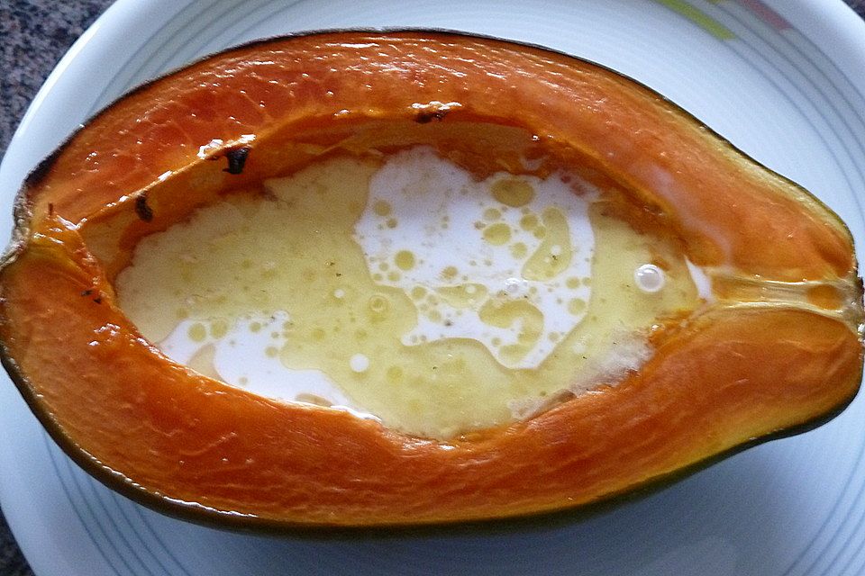 Papaya aus dem Ofen