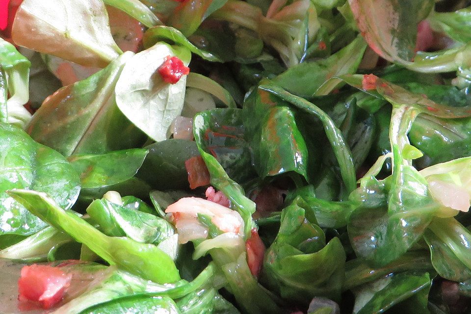 Feldsalat mit Speck