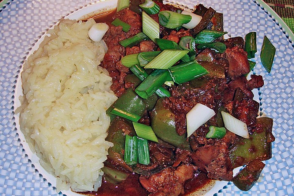 Asia Hühnerleber mit Paprika