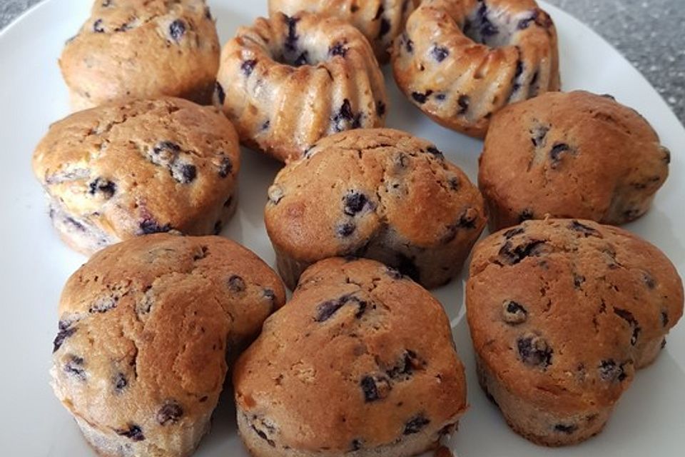 Mile high Blueberry Muffins