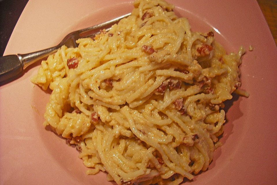 Zimt Carbonara