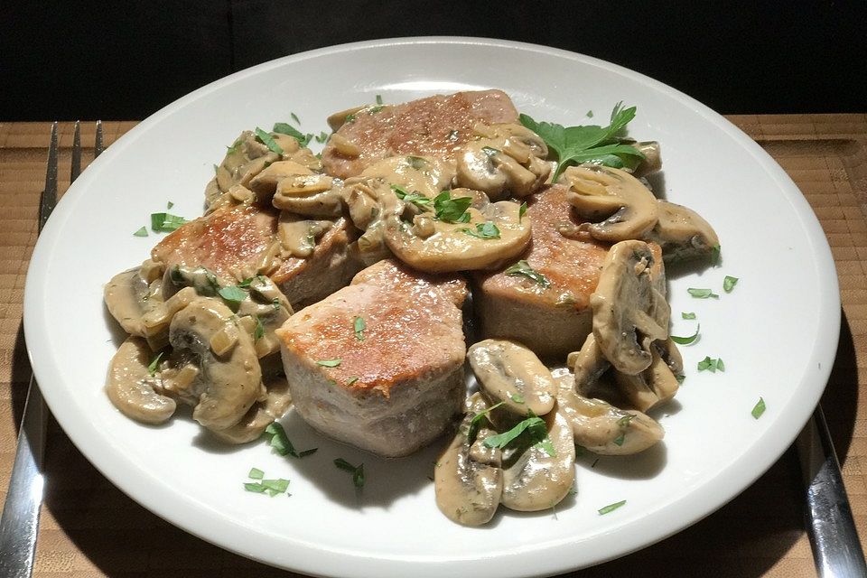 Schweinefilet mit Senf - Champignons