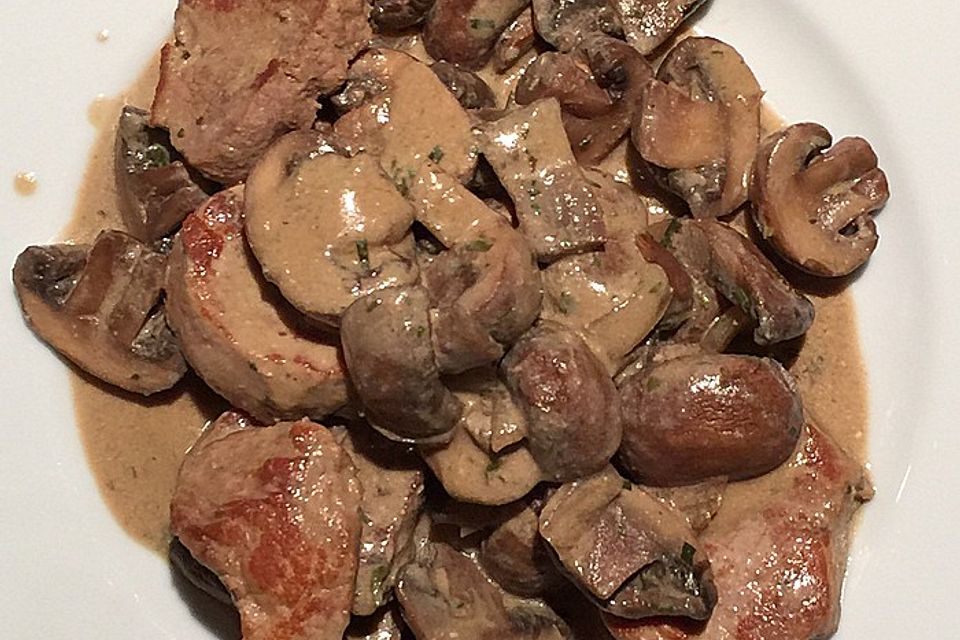 Schweinefilet mit Senf - Champignons