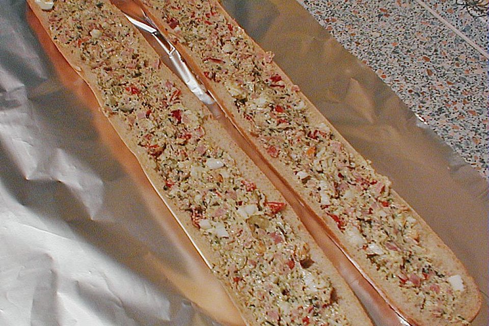 Gefülltes Stangenweißbrot / Baguette