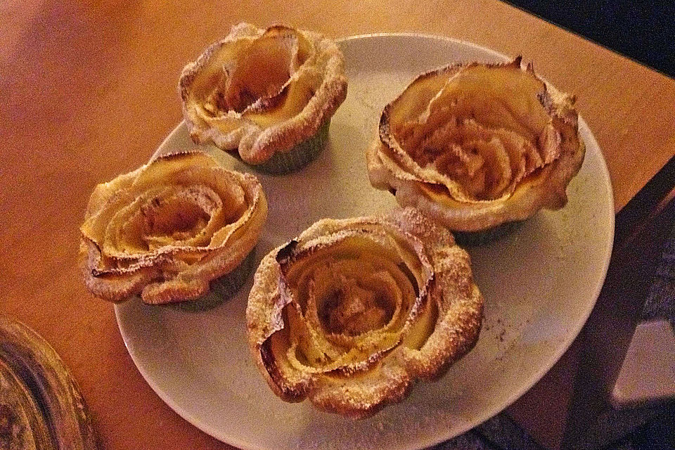 Apfel - Blätterteig - Tarteletts