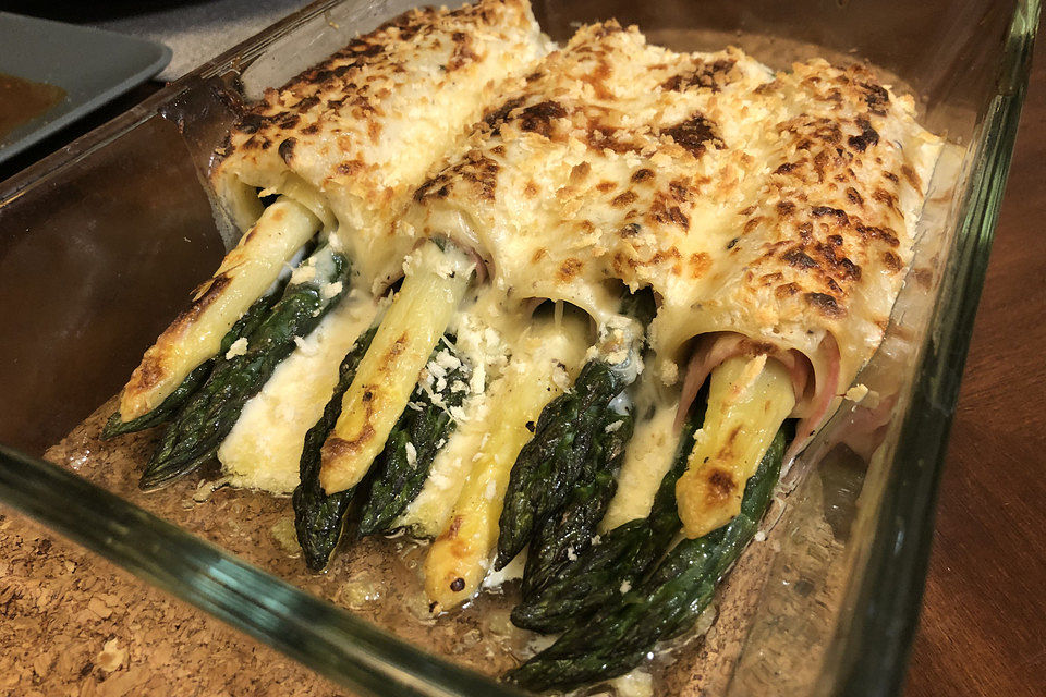 Spargel im Lasagneblatt