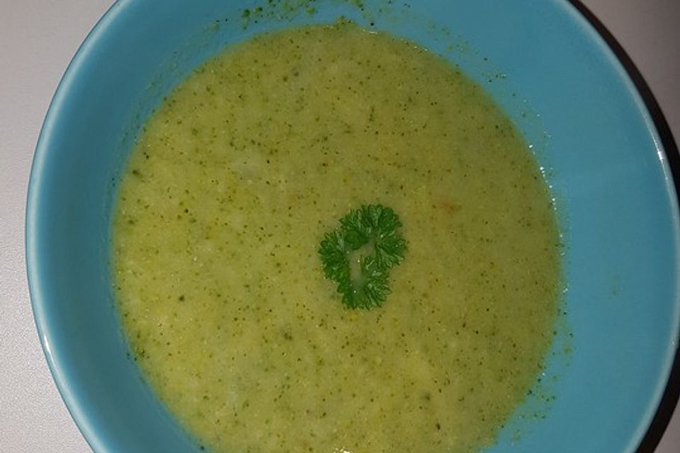 Brokkolisuppe