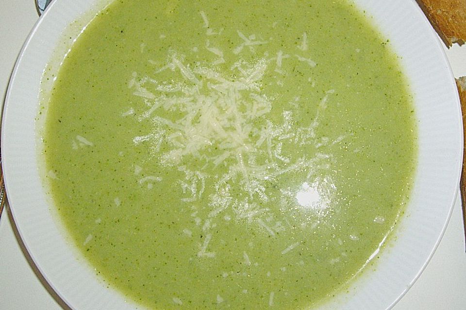 Brokkolisuppe