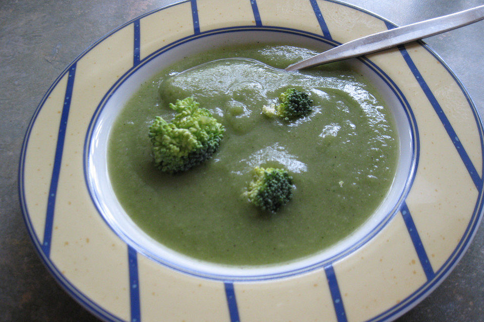 Brokkolisuppe