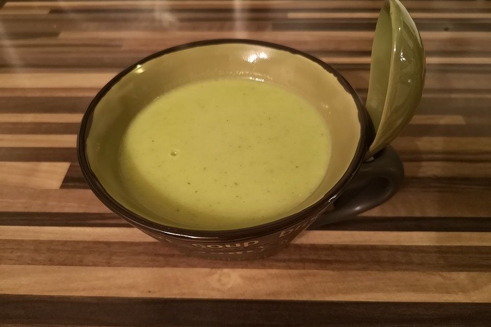 Brokkolisuppe